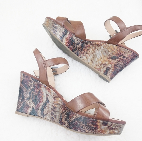 Mootsies tootsies molalitak Wedges - Picture 1 of 5